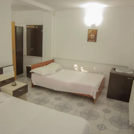 Pensionat Casa Dana 3*